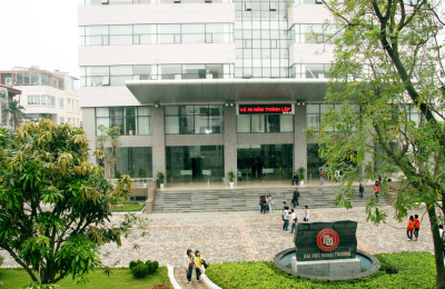 FOREIGN TRADE UNIVERSITY (HANOI)